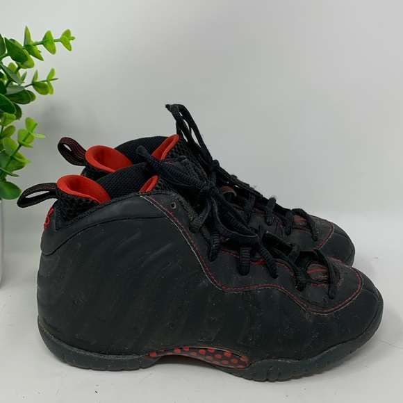Nike Other - Nike Little Posite One Foamposite Bred Black Red DV3774-001 Youth Size 1.5